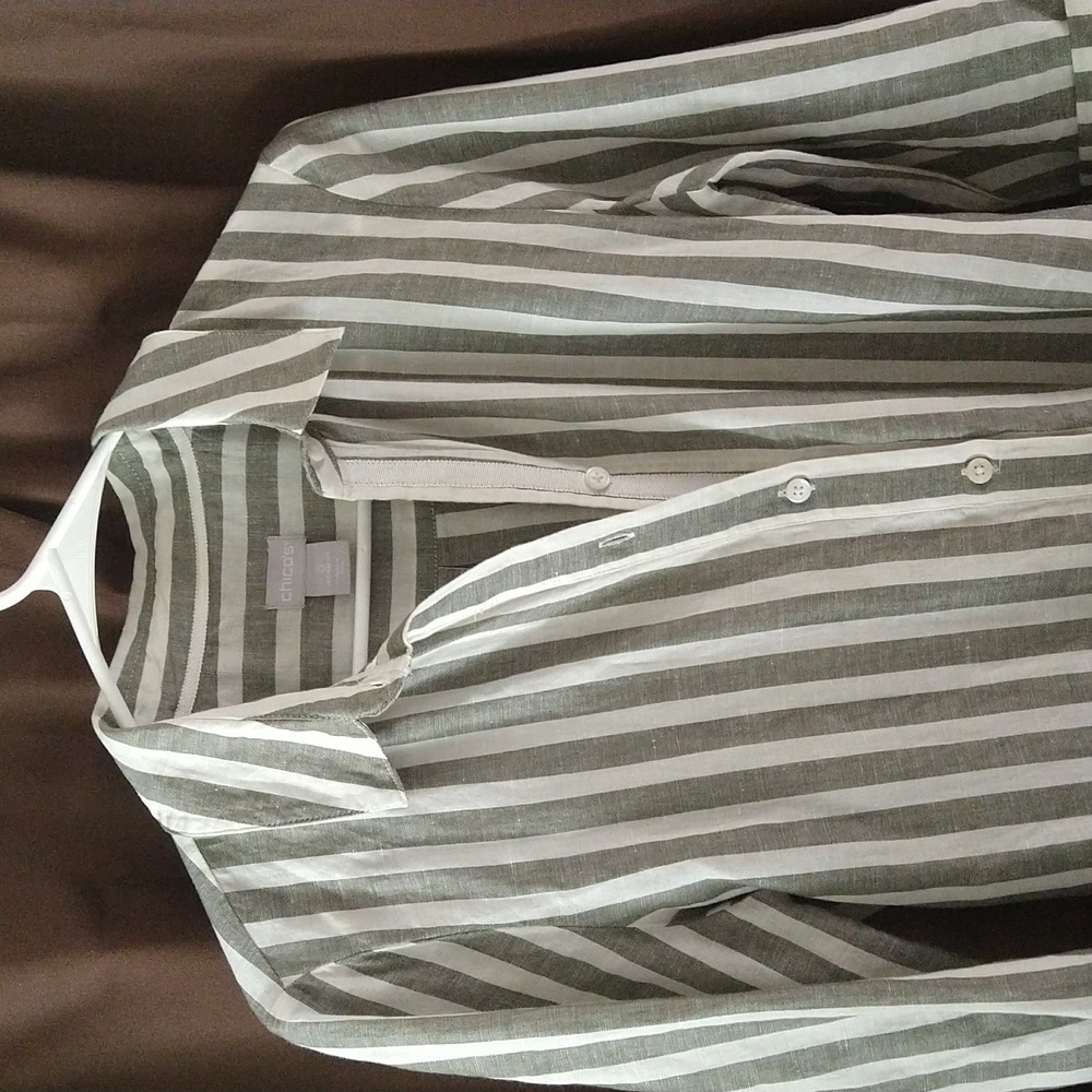 Chico button up split side shirt with tie back